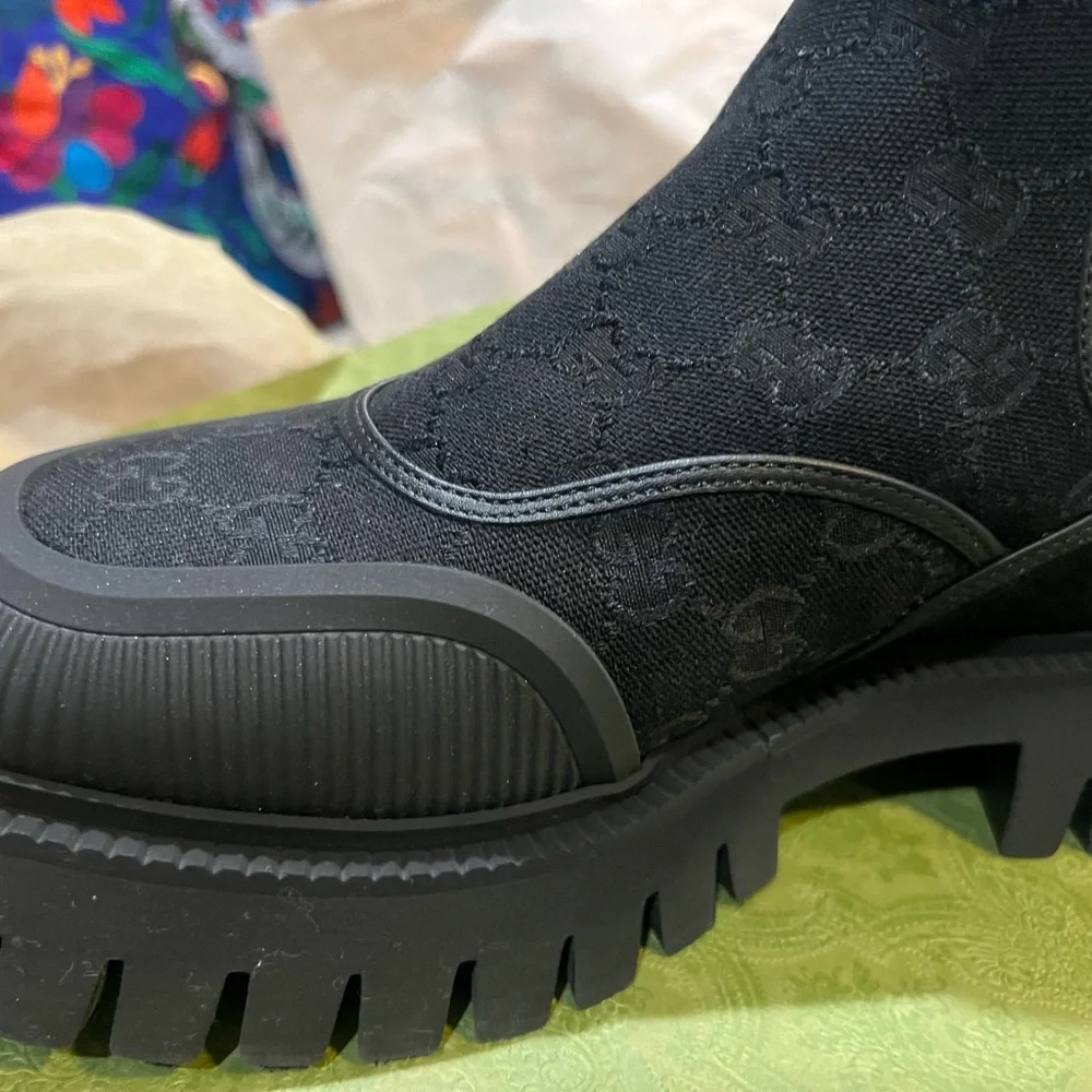 Gucci Black Textured Ankle Boots men’s 8.5 - Picture 4 of 7